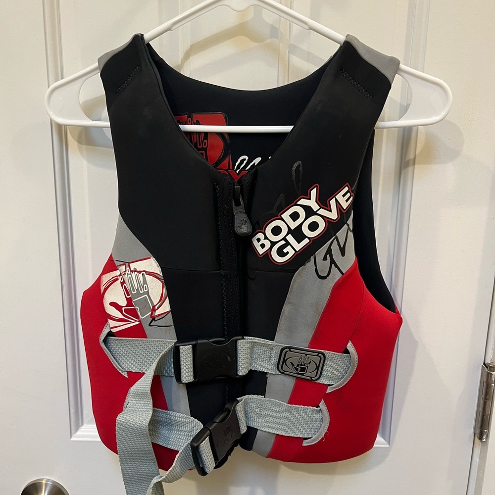 Body Glove Kids Life Vest - Red, Black, Gray